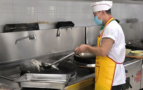 臨安分公司餐飲服務(wù)崗位技能考核圓滿(mǎn)完成
